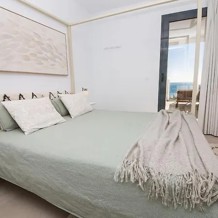 Apartment Pure South 11b *