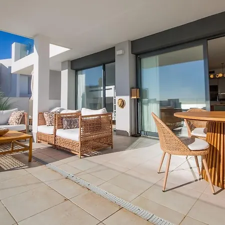 Pure South 11b Manilva